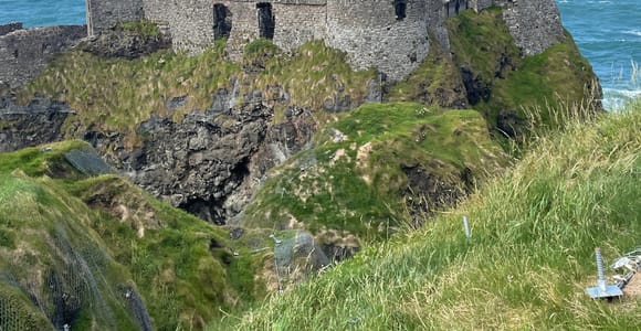 Belfast: Game of Thrones and Giant’s Causeway Private Tour