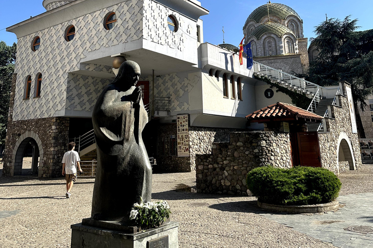 Skopje: Stone Bridge Walking Tour