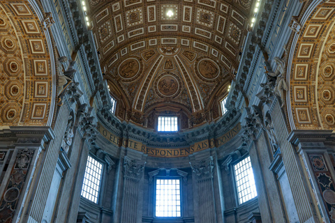 Rome: St. Peter’s Basilica & Underground Tombs Tour Group Tour in French