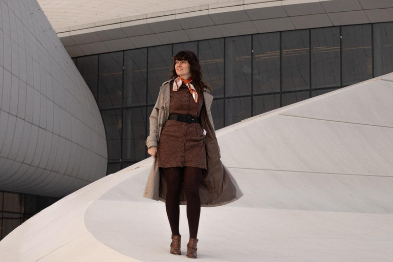 Baku: Heydar Aliyev Center Photoshoot (Flying Dress Option)