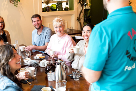 Vancouver: Gastown Morning Bites: A Brunch Lover's Tour