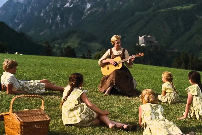 Vienna to Hallstatt: Europe’s Most Beautiful Village Private Hallstatt Tour