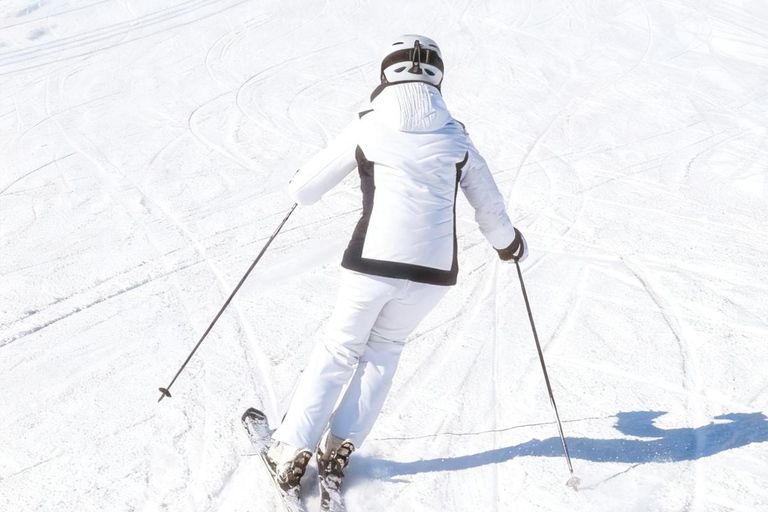 Sapporo: Ski & Snowboard Lesson in Otaru, Niseko, Rusutsu Niseko/Rusutsu Areas (Full-day)