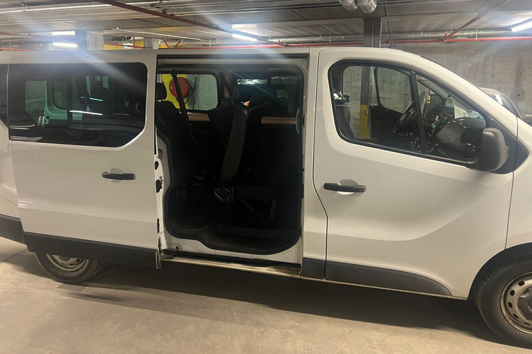 Keflavik Airport (KEF) ↔ Reykjavik: Private Airport Transfer Keflavik Airport ==> Reykjavik city