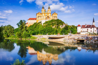 Wachau Day Tour from Vienna | Melk, Dürnstein & Krems