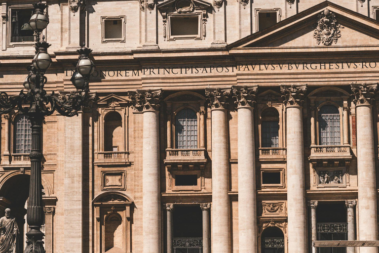 Rom: Petersdom mit reserviertem Eintritt + AudioguideRom: Reservierter Eintritt in den Petersdom + Audioguide