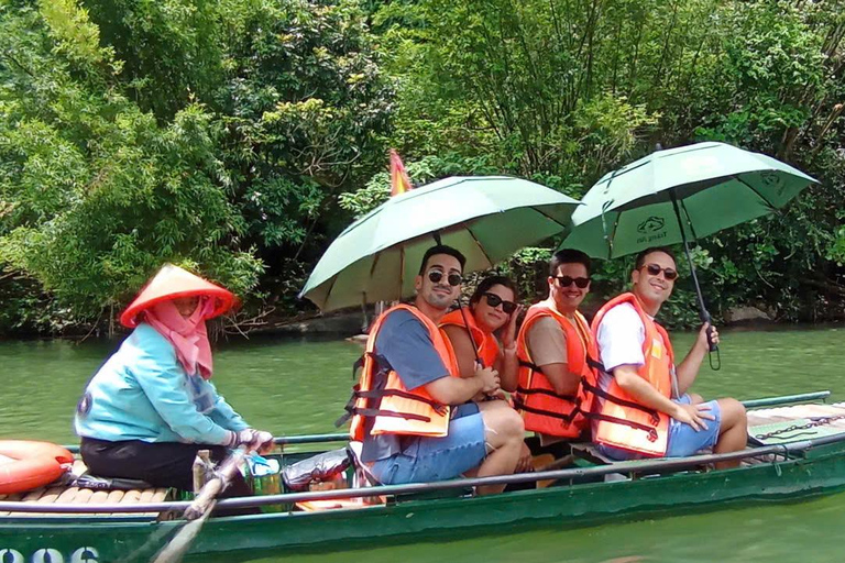 从河内出发：宁平吉普车探险之旅（华闾、长安、木阿）From Hanoi: Ninh Binh Jeep Adventure – Hoa Lu, Trang An, Mua