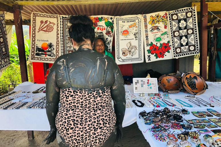 Vattenfallstur, djungelsafari, zipline med lergrop och varma källorEndast biljetter för inträde