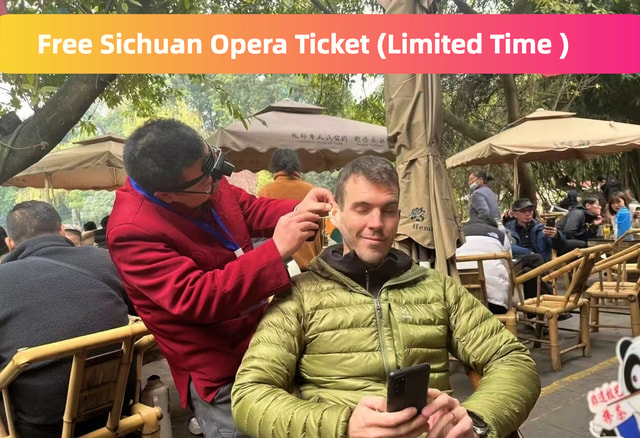 Chengdu: Old City Walk with Face-Changing Opera