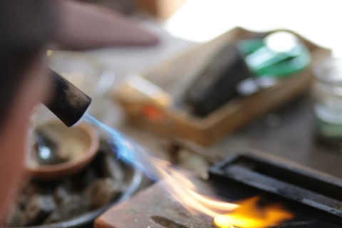 Lombok: Silversmithing Workshop with Jewelry to Keep