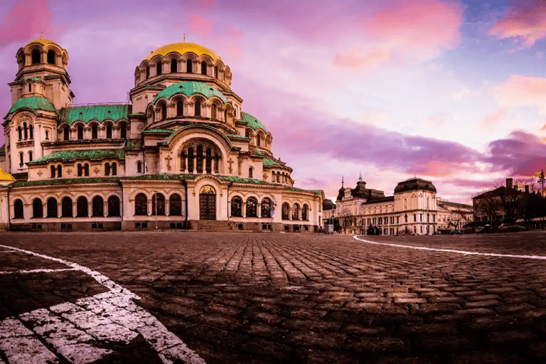 Całodniowa wycieczka z Bukaresztu do Sofii minibusem z przewodnikiemWycieczka całodniowa z Bukaresztu do Sofii minibusem z przewodnikiem
