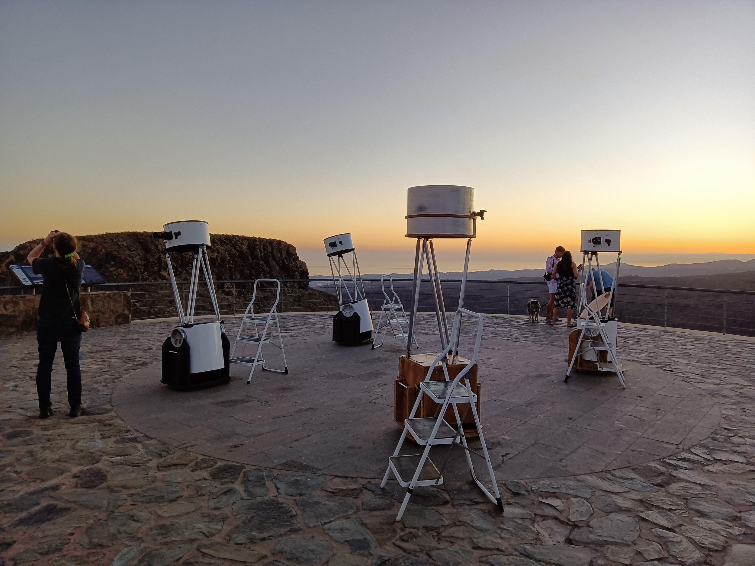 Gran Canaria: Sternenbeobachtungstour mit großen Teleskopen und Abholung