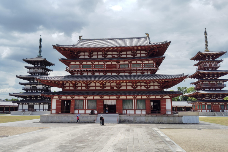 Nara : Yakushi-ji et Toshodai-ji (patrimoine mondial) en 3 heuresNara : le Yakushi-ji et le Toshodai-ji, classés au patrimoine mondial, en 3 heures