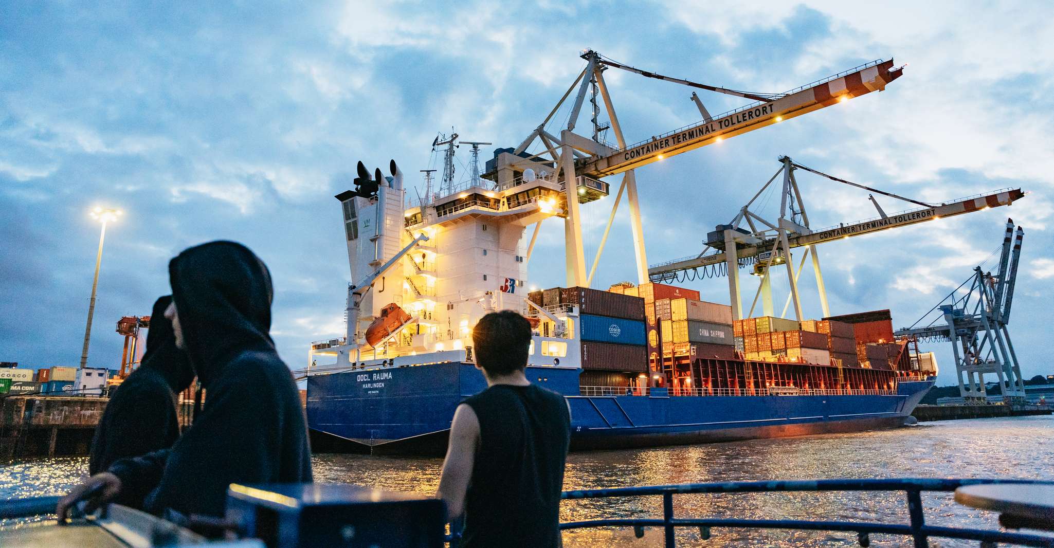 Hamburg, 90-Minute Abendlichter Hafenfahrt - Hizvo