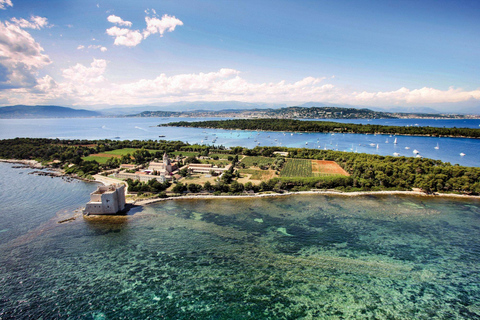 Island of LERINS CANNES: rent our kayak for a day trip Islands of Lerins CANNES