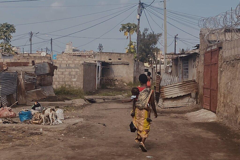 Maputo: Mafalala Food & Culture Walking Tour with Lunch Mafalala Walk & Lunch