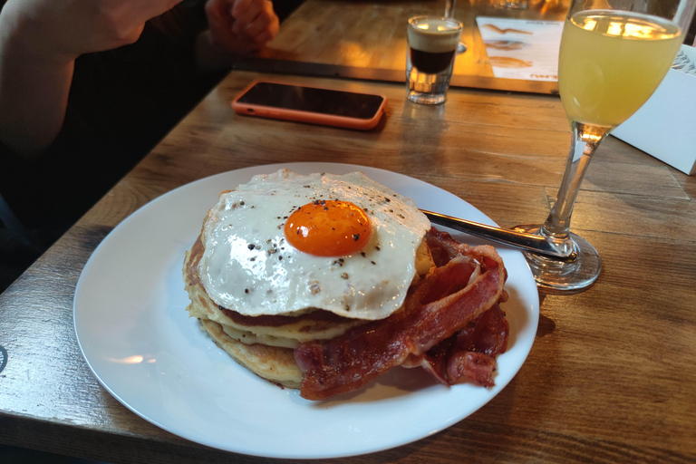 Budapest: Brunch sin fondo de 4 horas con cócteles y cerveza artesanaEspecial Sziget: brunch ilimitado de 4 horas con cócteles y cerveza