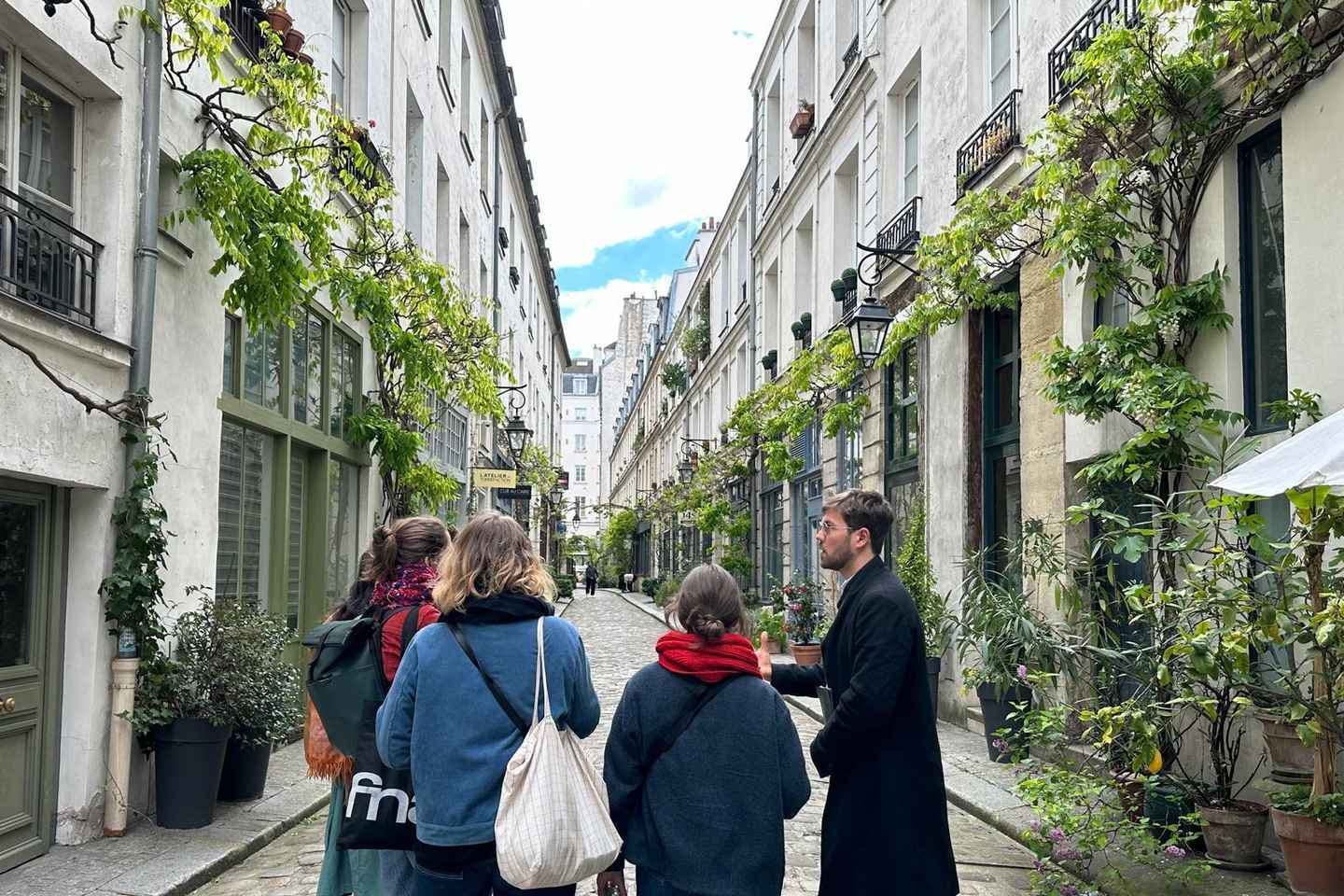 巴黎浪漫之旅：重温1789年7月14日法国大革命