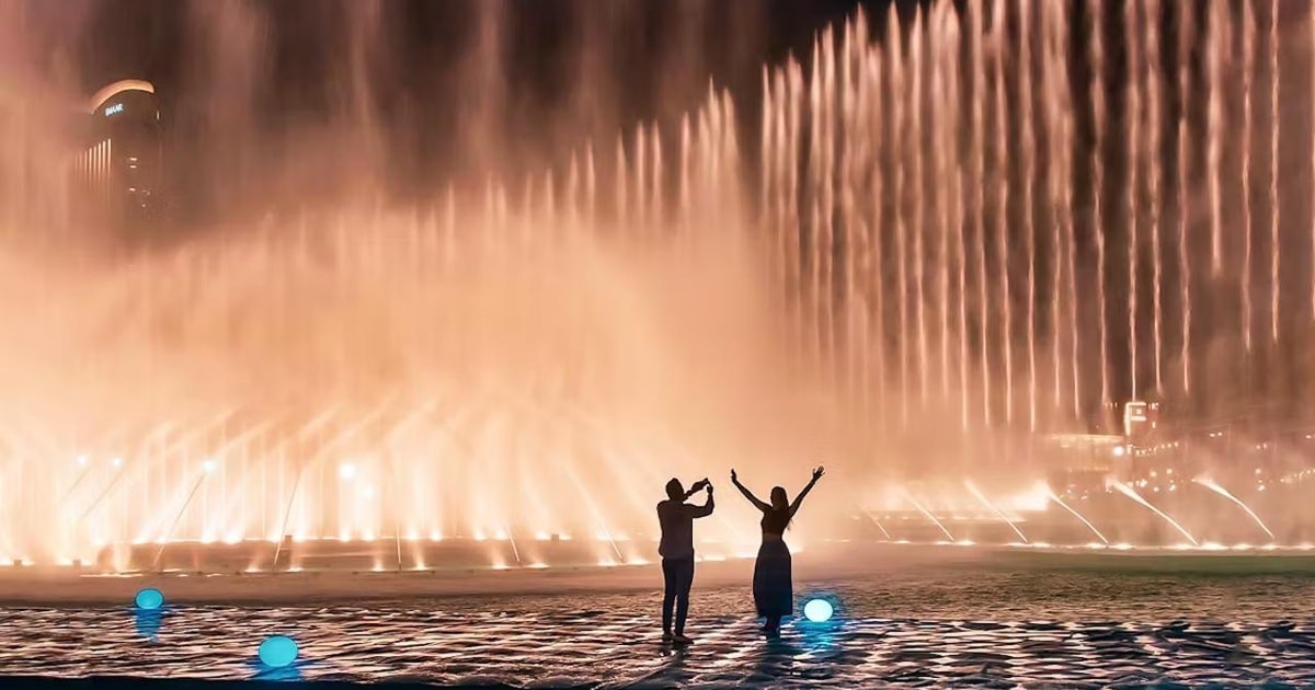 Dubaï Dubai Fountain Walk Bridge Ticket GetYourGuide