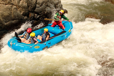 贾拉巴科亚：雅克德尔诺特河漂流冒险贾拉巴科亚：雅克德尔诺特河漂流探险