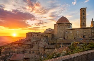 Toskana zwischen Volterra und San Gimignano mit Weinprobe
