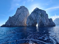 Desde Sorrento, Capri Boat Tour con visita a la gruta azul - Housity
