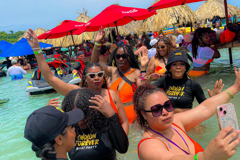 Cholon Forever + Ibiza Beach Club: Party Boat Tour Cholon Forever + Ibiza Beach Club: Party Tour on a Sports Boat