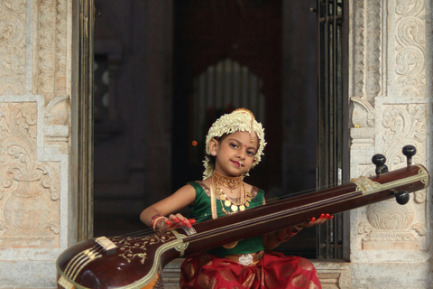 Kochi: Classical Music Live Performance