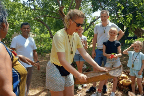 Sigiriya: Village Tour with Minneriya Jeep Safari