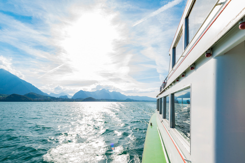 Interlaken: Pass giornaliero in barca sul lago di Thun e sul lago di BrienzPrima classe - tariffa intera