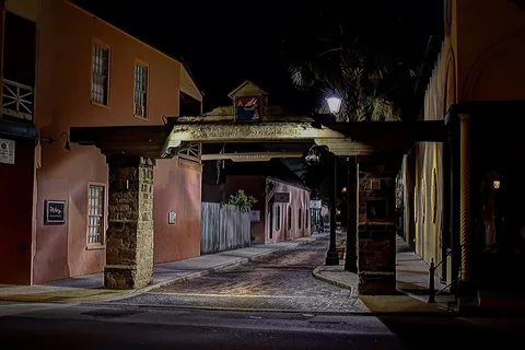 St. Augustine: Old City Phantoms, Pirates, and Poltergeists