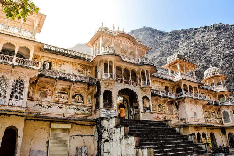 Von Delhi: Jaipur Rundreise mit dem Auto oder dem Superschnellzug.Jaipur Tagestour nur mit Guide