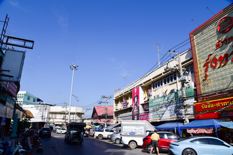 Ayutthaya : Street Food Tour with Hotel Pickup and Guide