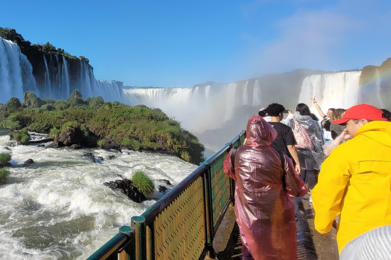 Iguassu Waterfalls Private Day Tour: Both sides, same day!