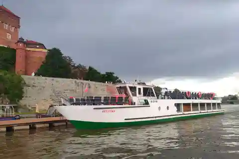 Cracóvia: Cruzeiro no rio Vístula com vistas históricas