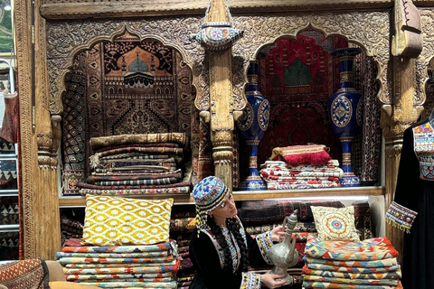 Dubai: Halbtagestour Stadtführung, Zukunftsmuseum, Blaue Moschee &amp; BurjDubai: Halbtagestour durch die Stadt mit Souks, Boot, Rahmen, Blauer Moschee