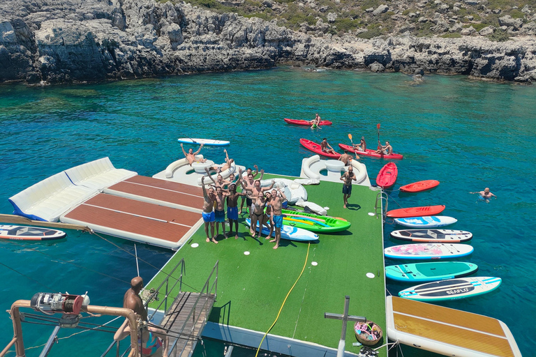 Rhodes : Excursion en goélette avec repas, boissons, SUP, kayak et baignade