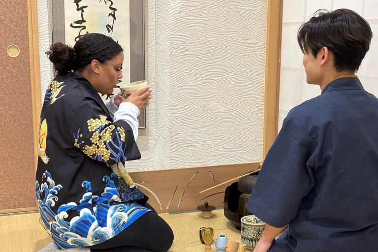 Kyoto Night Cultural Experience: Tea Ceremony & Mochi Making Kyoto : mochi pounding Experience& tea ceremony & Real Sword