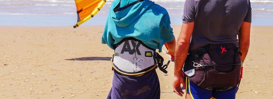 Surfez sur le vent : cours de kitesurf semi-privé à Sidi Kaouki