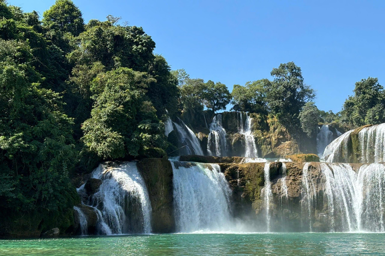 De Ha Noi: 2 dias de Trekking na Montanha do Olho de Anjo e de mota