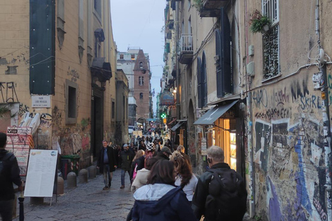 Rundvandring i Neapel: Gamla stan och SpaccanapoliNapoli vandringstur i italienska