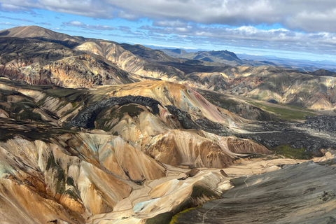 Landmannalaugar: Helicopter tour with 3 Landings