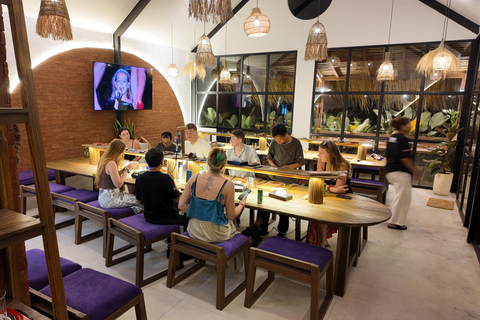 Uluwatu: corso di creazione di gioielli in argento con foto ricordoCorso di creazione di gioielli 8 grammi d'argento con foto ricordo