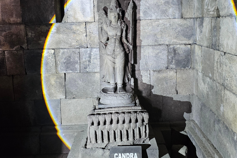 Templi e sapori: tour di Prambanan con fotografo e pranzoTempli e gusto: tour di Prambanan con fotografo e pranzo