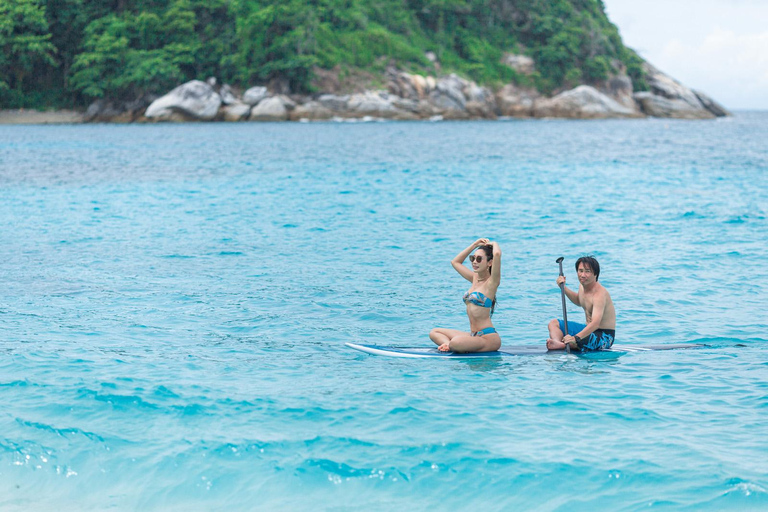 Phuket Dolfijn Zoektocht: Expeditie naar Racha &amp; Maiton eiland