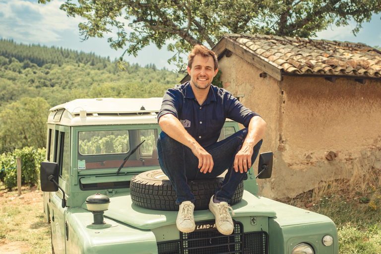 Tour privato di un giorno del Beaujolais e della Borgogna in Land Rover