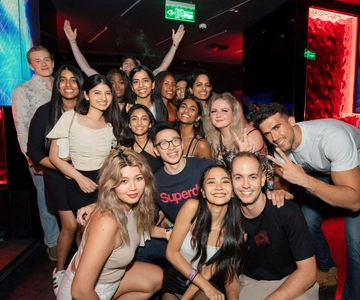 Bangkok: Bar and Club Crawl