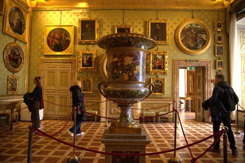 Florence: Discover Palazzo Pitti with Timed Entry & Audio