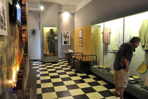 Hanoi Full-Day Tour: Mausoleum, Temple, Old Quarter & Lunch