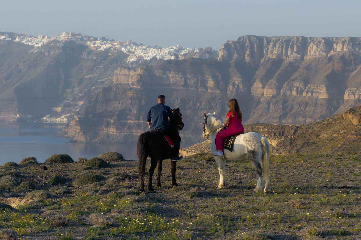 Santorini: Caldera Horseback Riding Tour with Guide - Santorini: Caldera Horseback Riding Tour with Guide